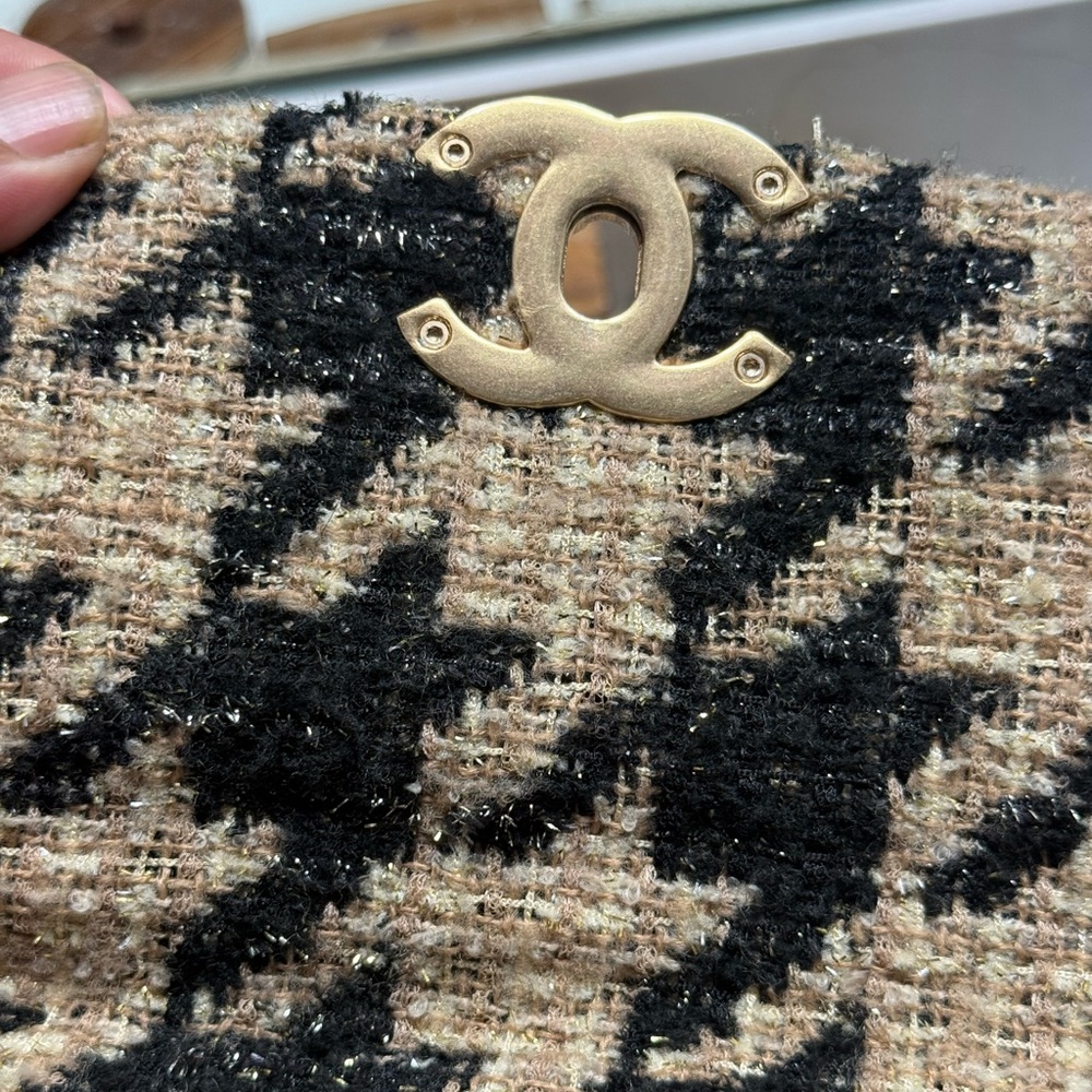 CC 19 Beige & Black Houndstooth Tweed Shoulder Bag LUXURY PURSE - Picture 5 of 16